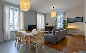 Le Cocon Urbain Maison, 6 Personnes, Avec Parking Proche Tram Et Metro